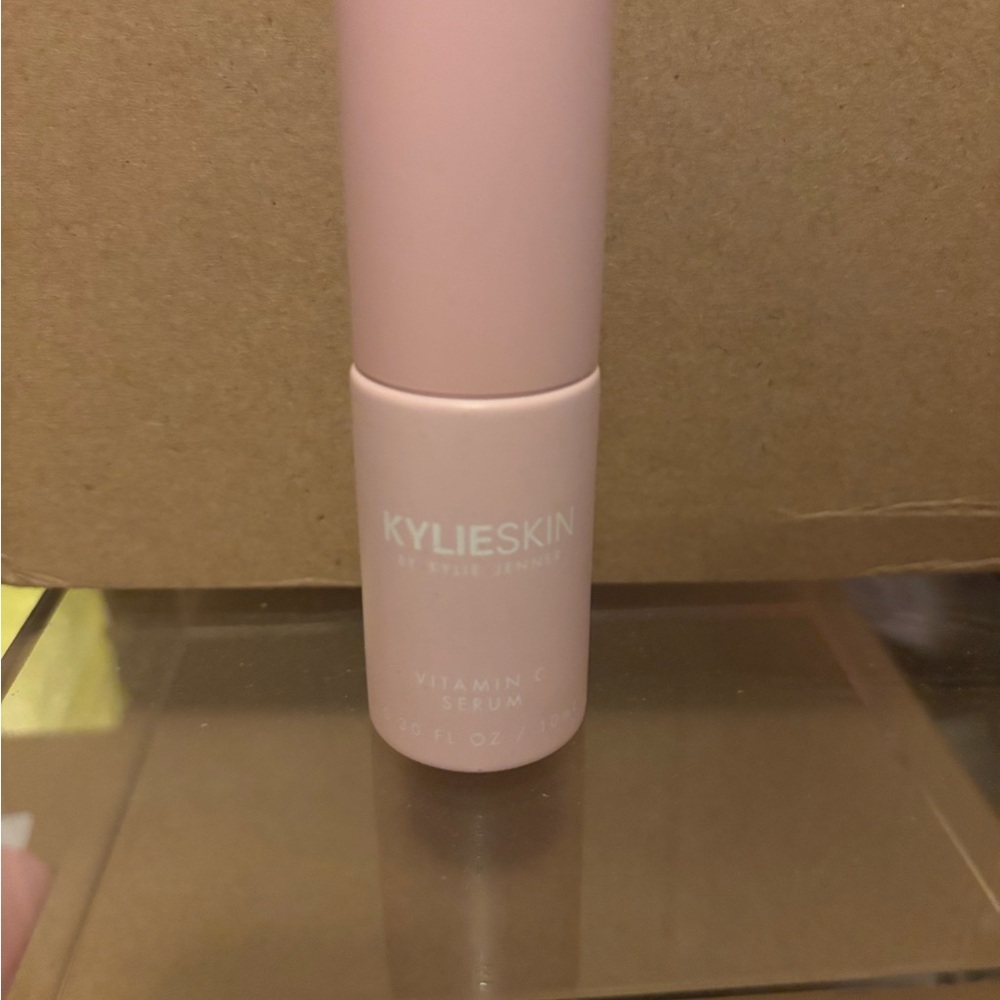 Kylie Cosmetics Vitamin C Serum